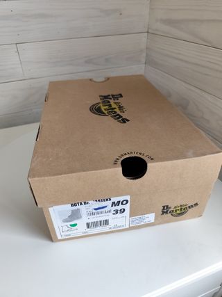 Botas Dr. Martens Moradas Talla 39 Mujer