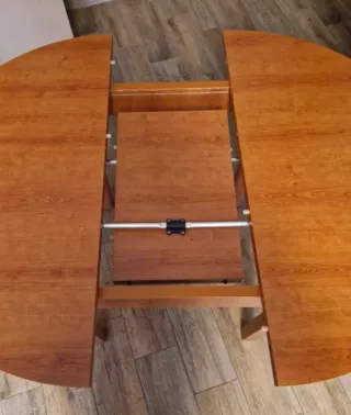 Mesa extensible de madera