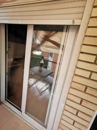 Balconera corredera de aluminio