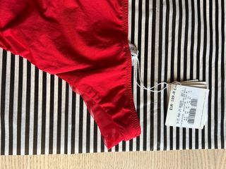 Asombrosas bragas rojas La Perla