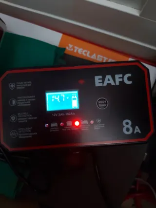 Cargador Inteligente 12V 8A EAFC