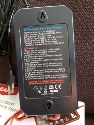 Cargador Inteligente 12V 8A EAFC