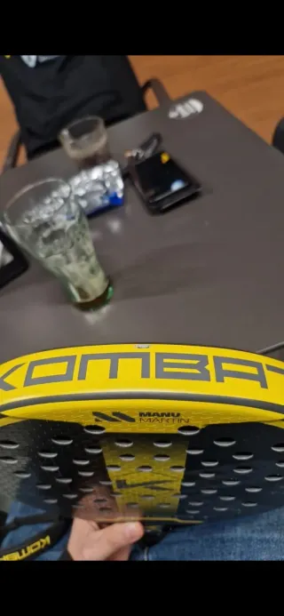 Pala Padel Hibrido kombat osorno