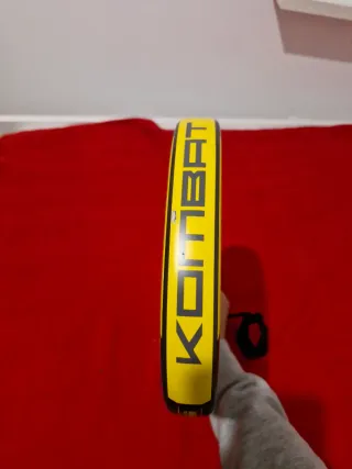 Pala Padel Hibrido kombat osorno