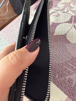 Cartera Desigual Negra y Morada