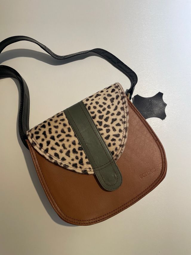 Bolso de piel Soruka
