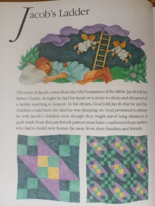 Ocho manos alrededor de un alfabeto  patchwork.