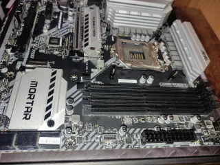 Placa Base MSI MAG B460M Mortar WiFi