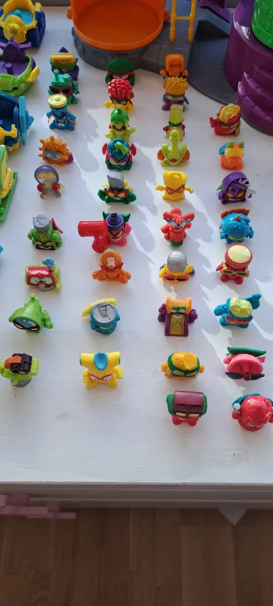 Lote Superthings superzings + Laboratorio