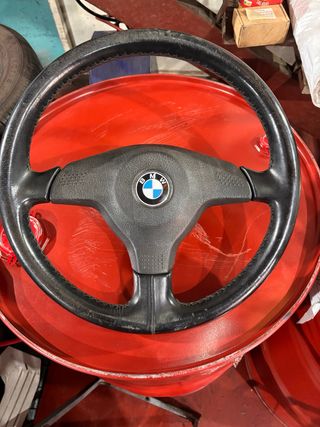 Volante BMW E36 E34 Sport