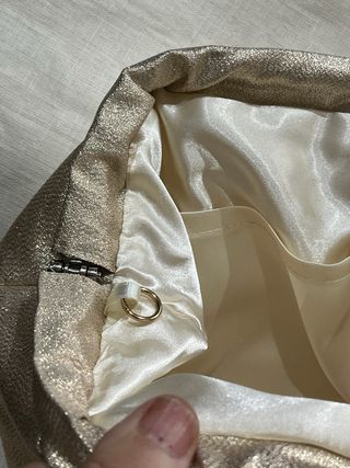 Bolso cartera dorado