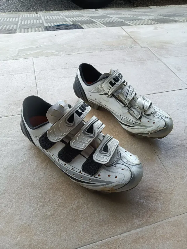 Zapatillas Ciclismo Luck y Pedales Shimano