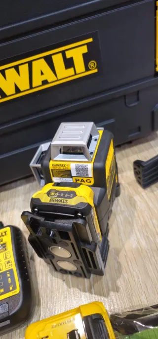 Nivel Láser Dewalt Réplica