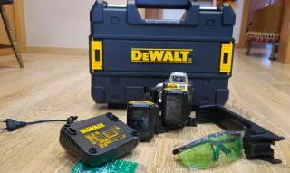 Nivel Láser Dewalt Réplica