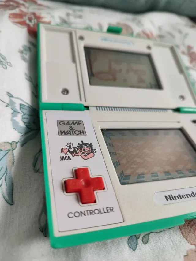 Nintendo Game & Watch Bomb Sweeper