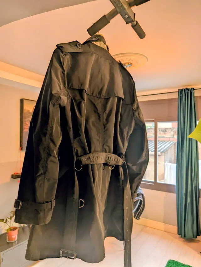 Gabardina Burberry Negra Impermeable