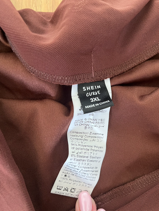 Falda midi de malla marrón chocolate