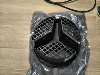 Emblema Parrilla Mercedes.