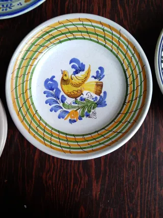 Set di piatti in ceramica decorativi da appendere