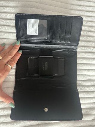 Porta-moedas e porta-telemóvel