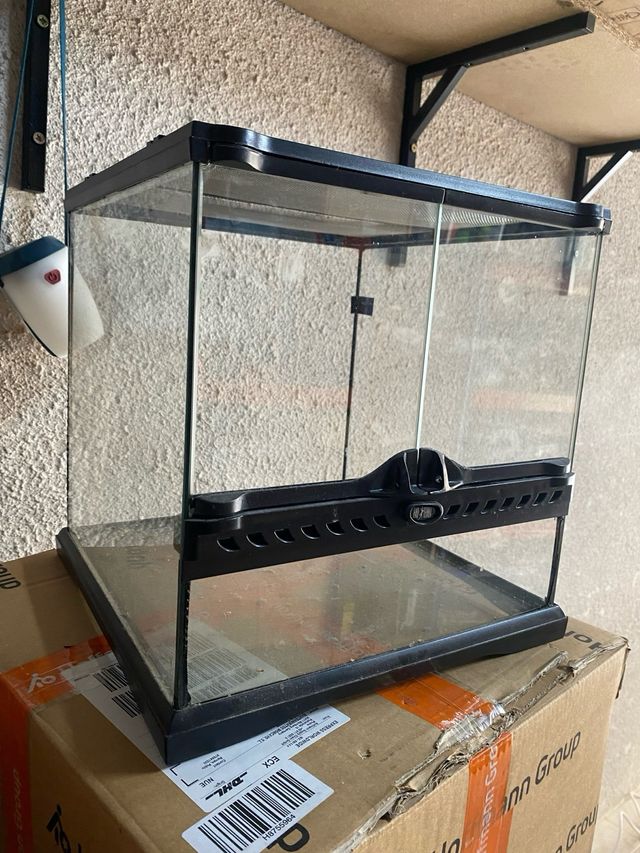 Terrario Exoterra Negro