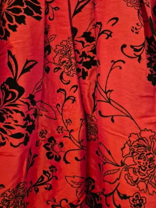 Vestido fiesta rosa y negro floral