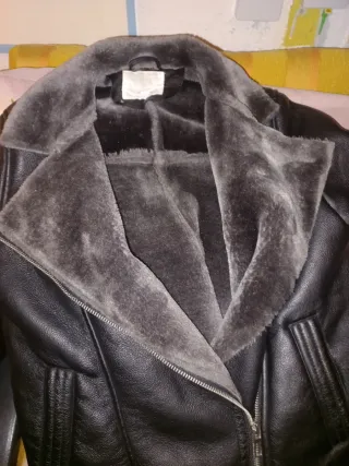 Chaqueta de cuero sintético con forro