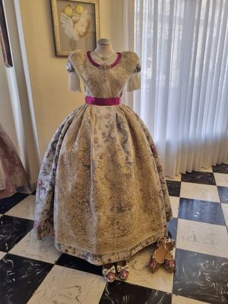 Modista de Indumentaria Valenciana!