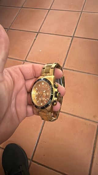 Reloj Festina Dorado y Negro Cronógrafo