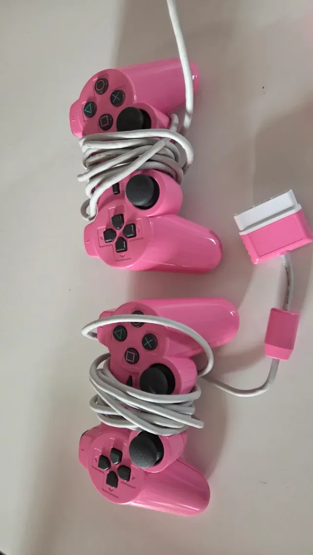 Consola PS2 Slim Rosa + Accesorios