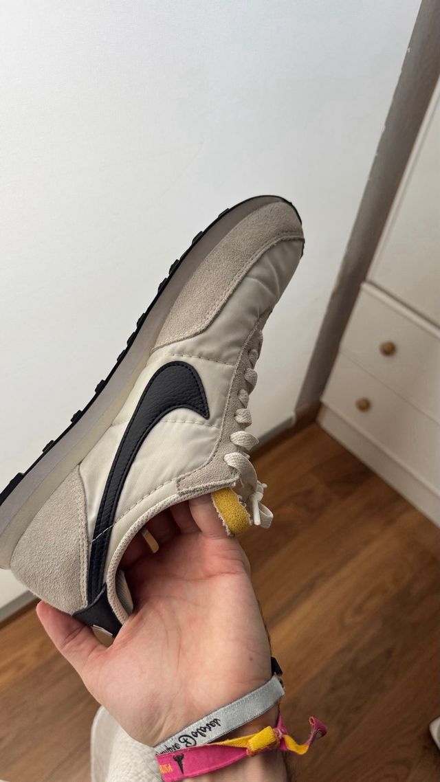 Nike Waffle Trainer 2 Beige/Blanco