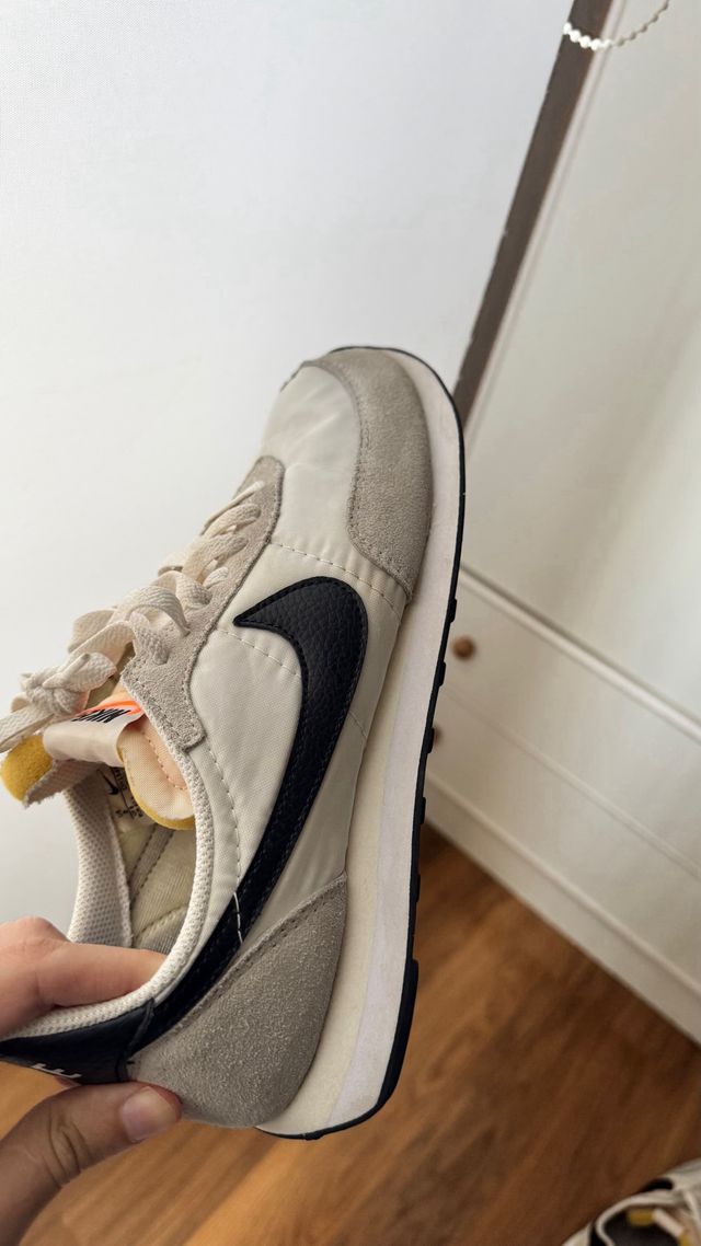 Nike Waffle Trainer 2 Beige/Blanco