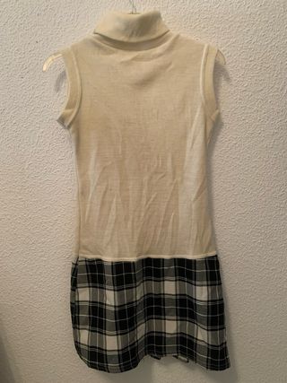 Vestido de punto con falda de cuadros