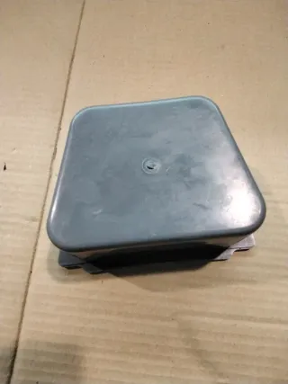 Caja bajo asiento Vespa