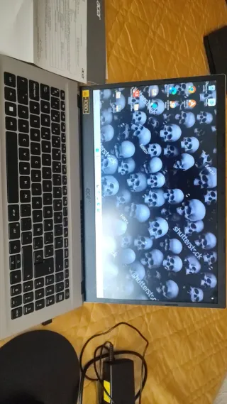 Acer Aspire 3 - Poco Uso