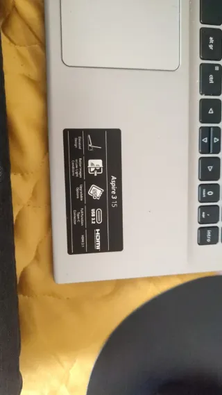 Acer Aspire 3 - Poco Uso