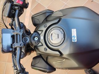 HONDA CB650R 2023!! A2!! NUEVA 2000KM!!