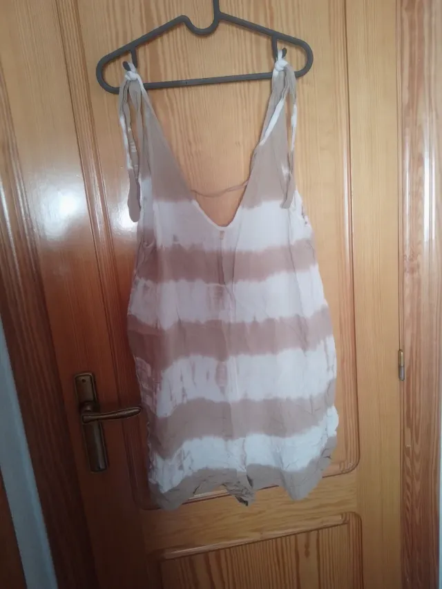 Mono espalda descubierta Lefties Talla M