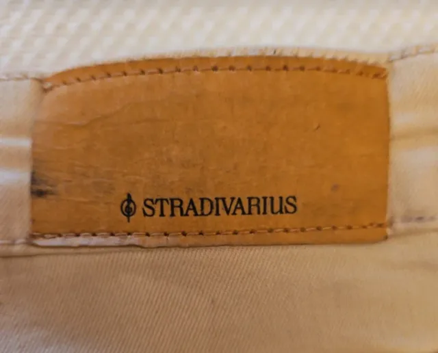 Pantalón beige semi campana