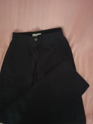 Pantalón cargo negro Stradivarius