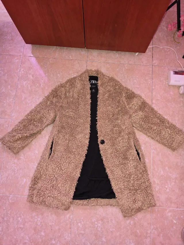 Abrigo Zara Beige marrón Talla S