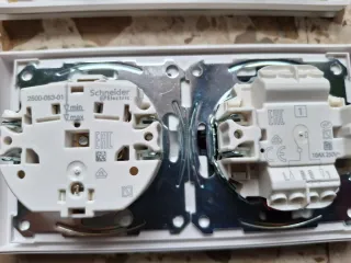 Mecanismos y marcos Schneider Electric Alta Gama