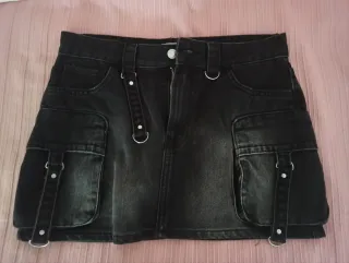 Falda cargo negra Bershka