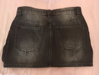 Falda cargo negra Bershka