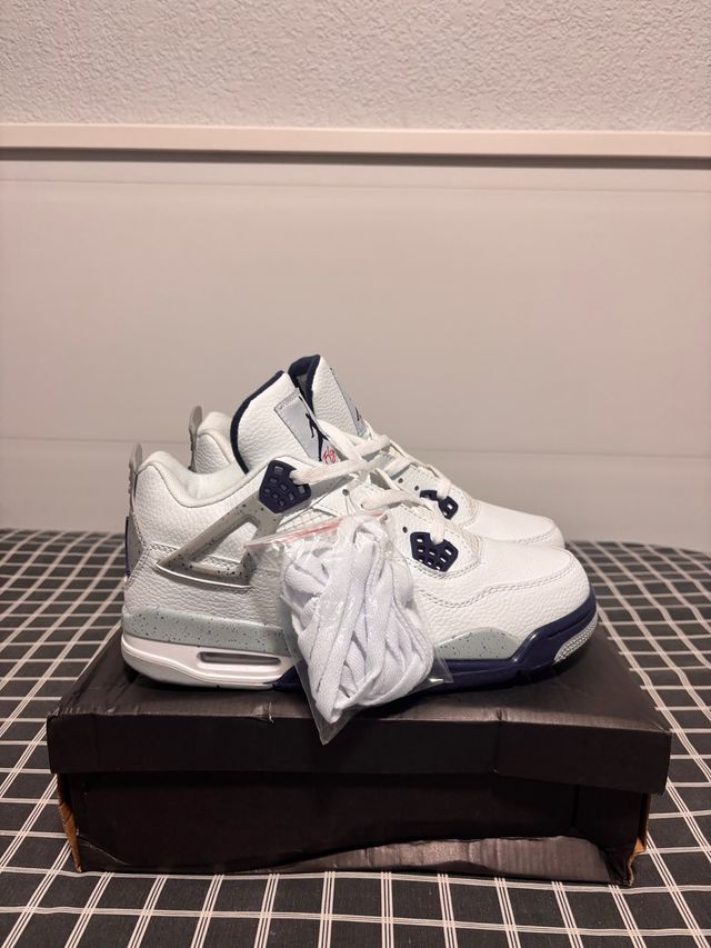 Jordan 4 Blanco y Azul