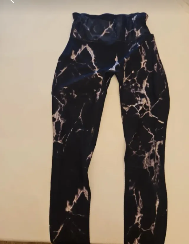 Leggings negros efecto mármol