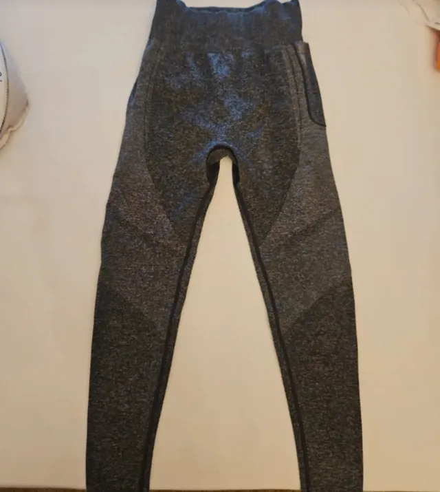 Leggings grises deportivos