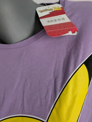 Camiseta Pokémon Pikachu Talla M y L Morada