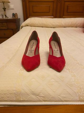 Zapatos rojos tacón talla 37