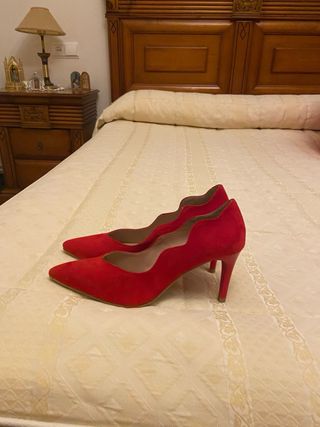 Zapatos rojos tacón talla 37
